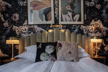 The Vault Hotel