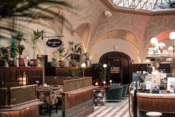 The Vault Hotel