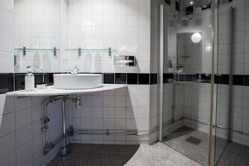 The Vault Hotel