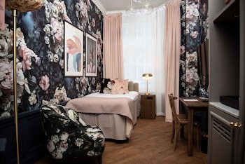 The Vault Hotel