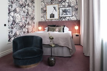 The Vault Hotel