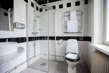The Vault Hotel