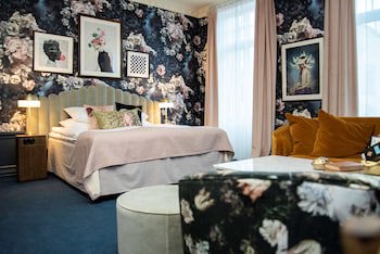 The Vault Hotel