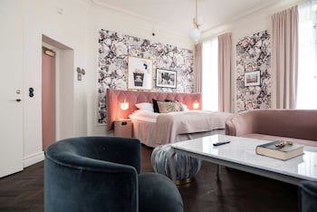 The Vault Hotel