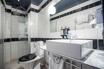 The Vault Hotel