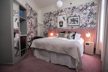 The Vault Hotel