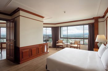 Centara Riverside Hotel Chiang Mai
