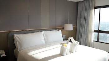 Centara Riverside Hotel Chiang Mai