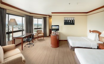 Centara Riverside Hotel Chiang Mai