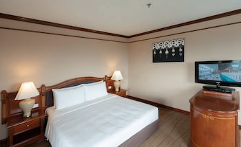 Centara Riverside Hotel Chiang Mai