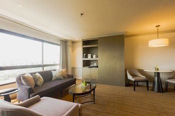Centara Riverside Hotel Chiang Mai