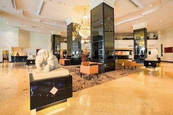 Centara Riverside Hotel Chiang Mai