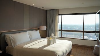 Centara Riverside Hotel Chiang Mai