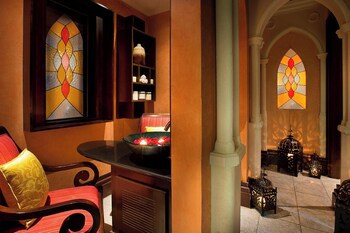 Al Habtoor Grand Resort, Autograph Collection