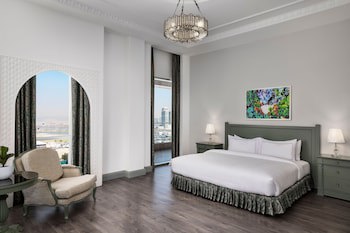 Al Habtoor Grand Resort, Autograph Collection