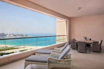 Al Habtoor Grand Resort, Autograph Collection