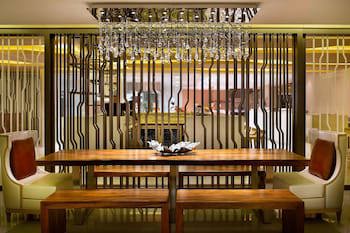 Al Habtoor Grand Resort, Autograph Collection