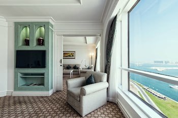 Al Habtoor Grand Resort, Autograph Collection
