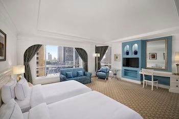 Al Habtoor Grand Resort, Autograph Collection