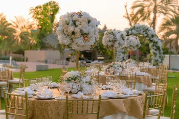 Al Habtoor Grand Resort, Autograph Collection