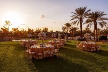 Al Habtoor Grand Resort, Autograph Collection
