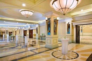 Al Habtoor Grand Resort, Autograph Collection