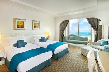Al Habtoor Grand Resort, Autograph Collection