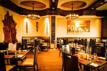 Al Habtoor Grand Resort, Autograph Collection