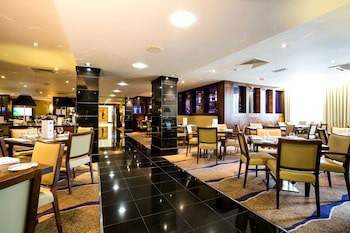 Crowne Plaza London Ealing, An Ihg Hotel