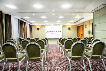 Crowne Plaza London Ealing, An Ihg Hotel