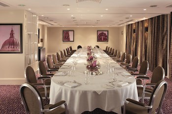 Crowne Plaza London Ealing, An Ihg Hotel