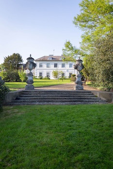 West Lodge Park Hotel