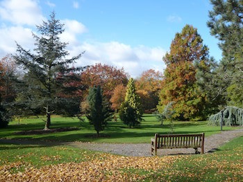 West Lodge Park Hotel