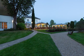 West Lodge Park Hotel