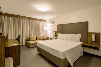 Deville Business Maringa