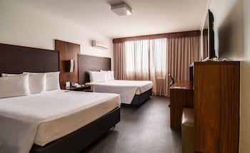 Deville Business Maringa