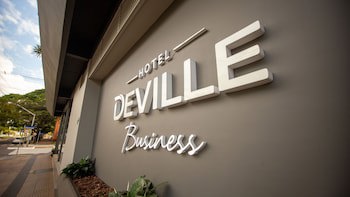 Deville Business Maringa