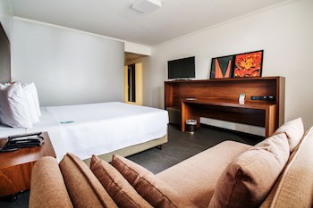 Deville Business Maringa