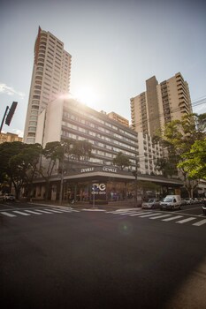 Deville Business Maringa
