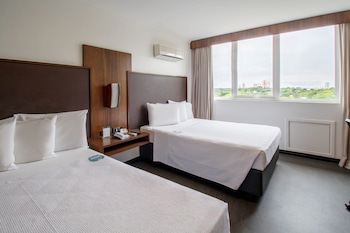 Deville Business Maringa