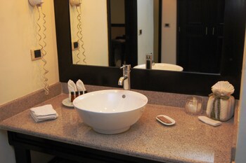 Tikal Futura Hotel & Convention Center