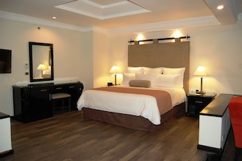 Tikal Futura Hotel & Convention Center