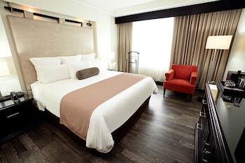 Tikal Futura Hotel & Convention Center