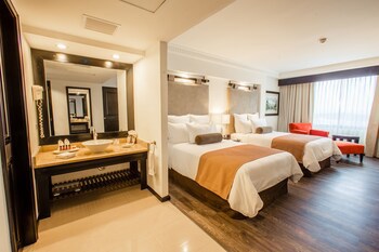 Tikal Futura Hotel & Convention Center