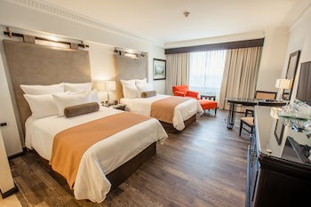 Tikal Futura Hotel & Convention Center