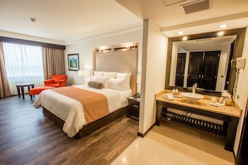 Tikal Futura Hotel & Convention Center