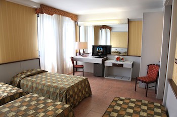 Hotel Maxim galeri fotoğrafı