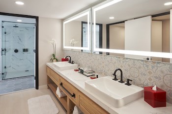 Hotel Rumbao, A Tribute Portfolio Hotel