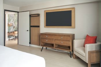Hotel Rumbao, A Tribute Portfolio Hotel
