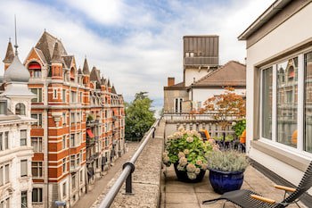 Neues Schloss Privat Hotel Zurich, Autograph Collection